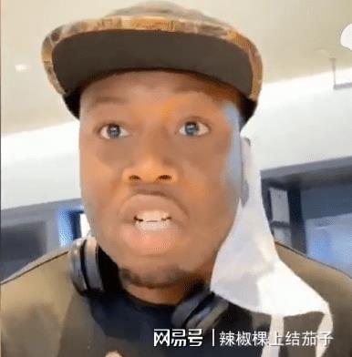 黑人男子辱骂中国人（图）(中国男子打黑人)
