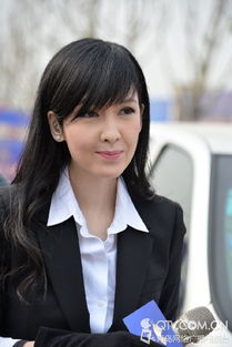 52岁“不老女神”周慧敏再出新歌 装扮清纯依旧是玉女掌门人(50多岁不老女神)