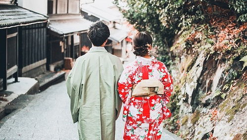 日本为新婚夫妇发钱（图）(给新婚夫妇发红包)