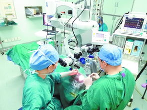 49岁眼科医生去世 在生命的尽头捐献遗体和角膜 把爱和光留在(去看眼科医生 英文)