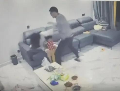 陕西机场新丝绸之路贸易有限公司关注到公司综合部副经理王鹏飞殴