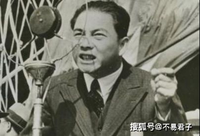 陶希圣故事简介：在杜月笙帮忙下脱离汪精卫