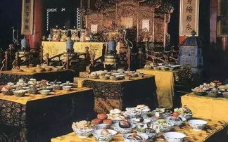 皇帝一顿饭上百道菜 为什么一道菜最多吃三口?
