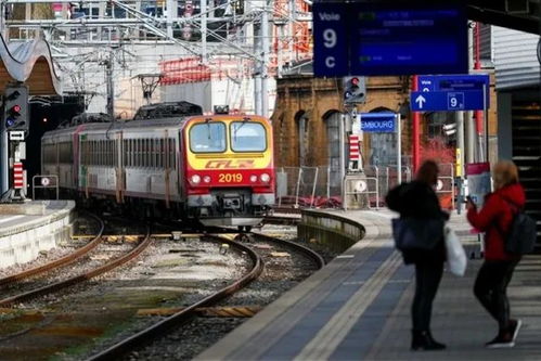 世界第一!十字路口卢森堡境内公交将全部免费(世界第一十字路口)