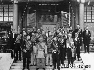 袁世凯与明成皇后闵兹映闵碧蝉姐妹的情史(袁世凯和明成皇后什么关系)