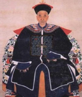 张廷玉简介：三朝元老缘何得罪乾隆晚年凄惨(张廷玉三代宰相)