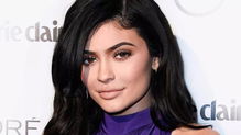 她21岁 Kylie Jenner成最年轻白手起家亿万富翁