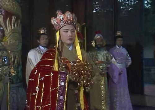 观音菩萨送的袈裟唐僧为何不穿?舍不得?(观音菩萨给唐僧的袈裟叫什么)