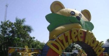 迪士尼乐园印度山寨DIZZEE WORLD(迪士尼乐园的雷鸣山漂流)