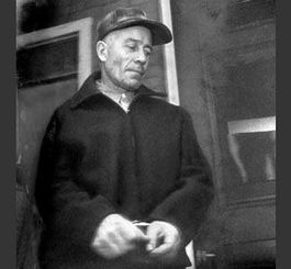 明星连环杀手：Edward Theodore Gein（爱德华·西奥多·盖恩）(明星大侦探连环杀手)