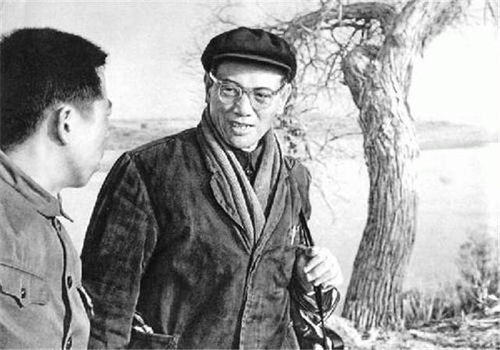 科学家彭加木在罗布泊神秘失踪的谜团:与双鱼座玉佩和僵尸有关.(科学家彭加木在罗布泊时钟)