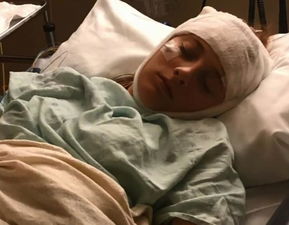 女孩的大脑受损 隔两小时就重置记忆无限循环 初恋50次现实版