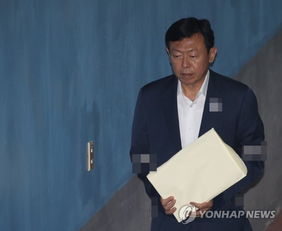 乐天集团董事长辛东斌2年零6个月有期徒刑(高州乐天集团董事长张学友)