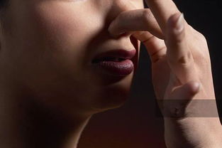 女孩每天放屁几十次 确诊患癌 身体内的 屁 它是如何产生的?(每天放屁几十次竟是直肠癌)