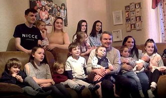 英国苏雷德福(Radford)这对夫妇将迎来第22个孩子 兰