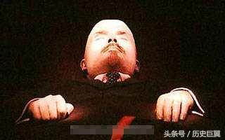 越南人处理列宁遗体,并研究如何在热带地区永久保存胡志明遗体