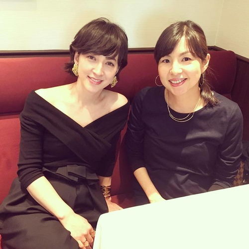 美女主播龙川克莉丝汀素颜曝光 脱下口罩变大叔