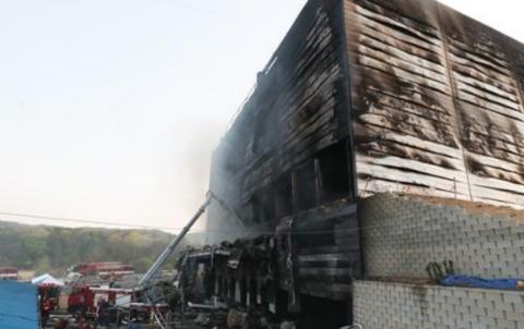 韩国京畿道利川市一处物流仓库发生火灾 至少38人死亡(韩国京畿道利川市邮编是多少)