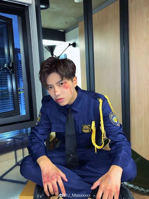 韩国健身女网红“最美警花”李恩壁制服诱惑迷晕小偷(韩国健身女达人)