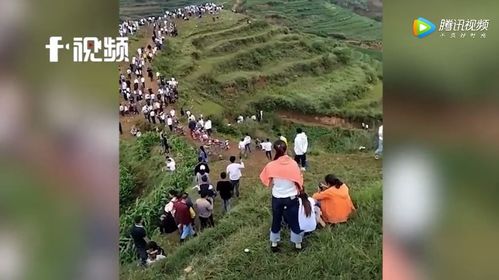 贵州大山深处“龙吟声”引多人围观 专家确定声音来源(贵州大山深处废弃的医院)