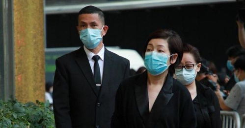 赌王灵堂自称是何鸿燊的私生女