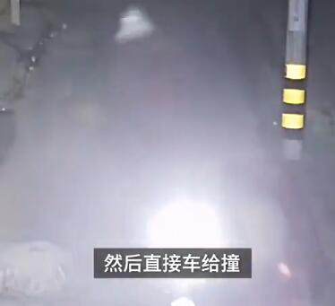 男子开车撞上混凝土堆 车辆立即翻车(男子深夜开车撞上野猪)