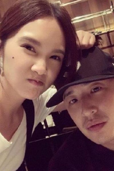 结婚前,潘玮柏亲自通知杨丞琳 听到好消息,她兴奋地哭了起来(结婚前亲一口)