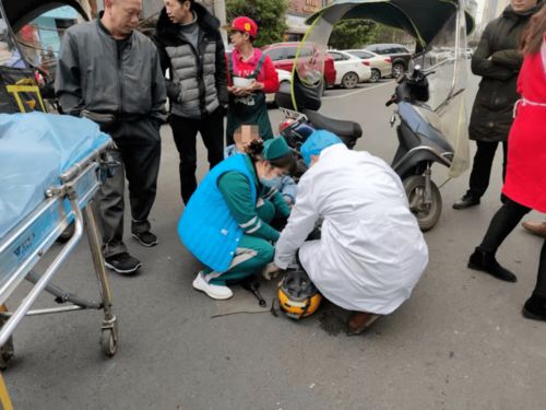 怀孕8个月孕妇在金华骑电动车被撞倒在地(孕妇怀孕前三个月禁忌)