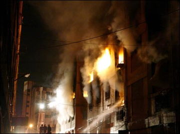 黎巴嫩爆炸:10名救援人员死亡 或高达50亿美元(黎巴嫩爆炸相当于多少TNT)