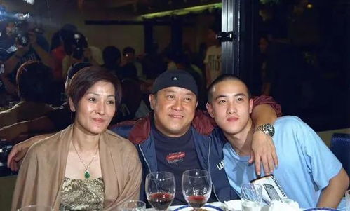朱锡珍年初身体不适返港就医 曾志伟也陪她到处玩