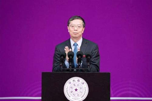 我代表全校师生向2020年9000多名研究生表示热烈欢迎!(我代表全校师生欢迎你们的到来)