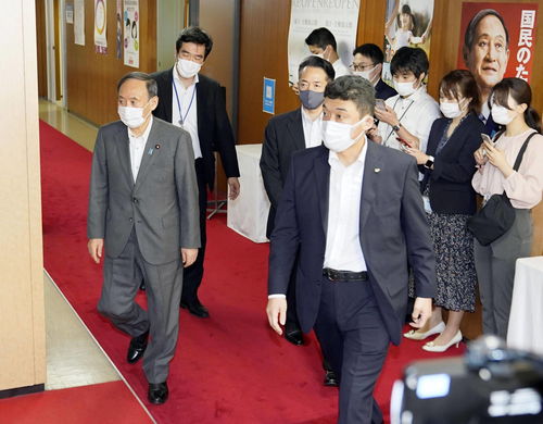 为什么菅义伟是保安和服务员?逆袭成为日本首相?(菅义伟为什么只有一年)