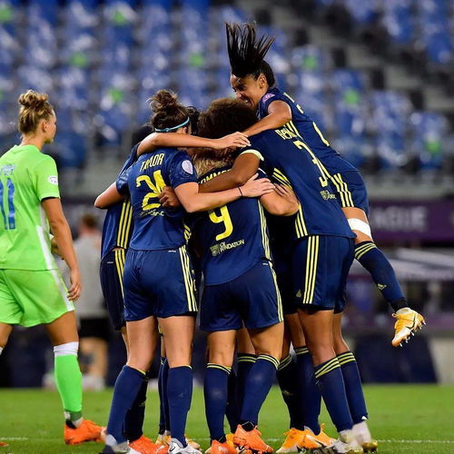 里昂女足五连冠欧冠 3:1击败沃尔夫斯堡女足