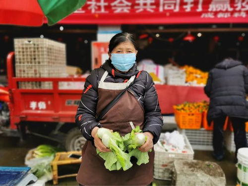 菜贩阿姨的小动作被镜头拍了下来 网友直呼真怕买这样的菜