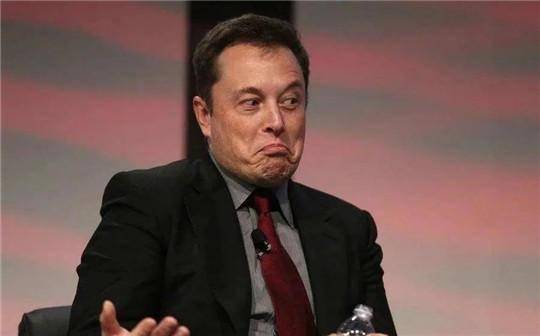 比尔盖茨被问及马斯克是新一代乔布斯克吗?