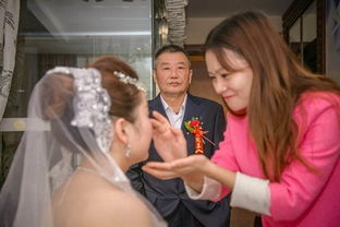 男子被邻居女儿的婚姻声吵醒,镜头拉近后笑了(邻居一句话男子怀疑女儿身世)