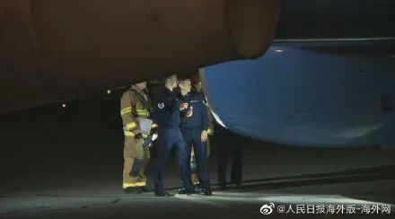 快讯!美国副总统专机被鸟击中 紧急迫降