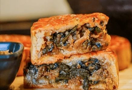 许愿蛋月饼和二次元月饼很受欢迎