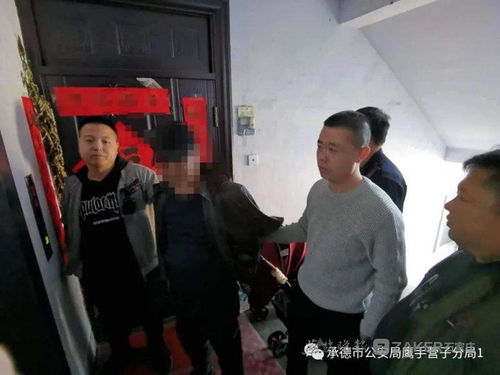 银川警方抓获12年前外省命案在逃人员(银川警方抓获仿制公章诈骗)