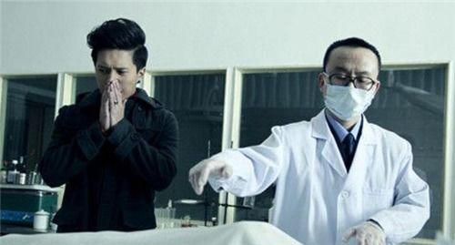 为什么人死后要在脸上盖白布? 为什么人死后要在棺材里放钱