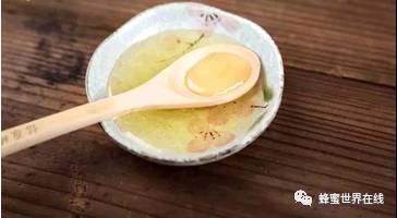 为什么蜂蜜不会恶化很长一段时间?(牛奶为什么不能加蜂蜜)