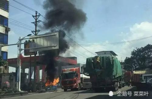 四大加油站闹鬼事件 鬼给纸车加油 加油站闹鬼事件是真的吗