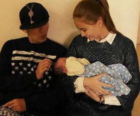 周杰伦儿子正面照,看到了帅哥的风格(周杰伦老大老二正面照)
