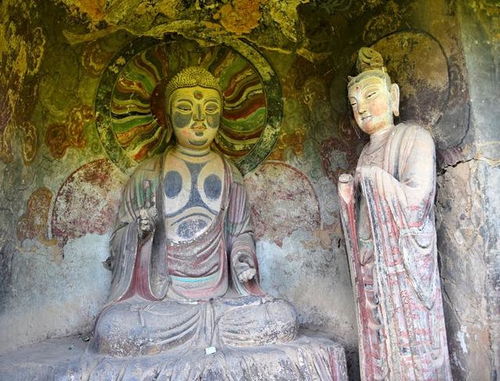 中国的三个石窟是莫高窟、云冈石窟和龙门石窟(中国三个石窟简介)