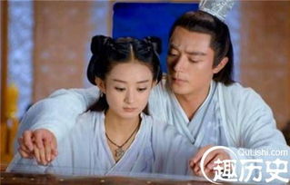 一个女生晚上还在外面,喝了两晕两晕,现代父母不允许,不安全(女生晚上11点还在外面)
