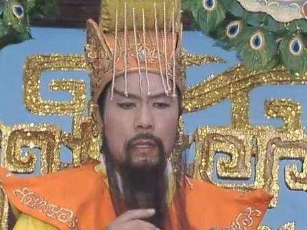 为什么玉皇大帝要求孙悟空守卫盘桃园?难道他不知道(为什么玉皇大帝要把猪八戒踢进诸暨)