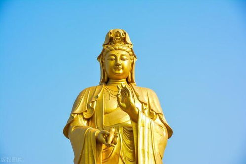 给菩萨上香应该注意什么?拜佛磕头的正确方法(给菩萨上香应该注意什么)