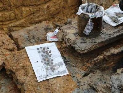 民间传说北斗七星意味着死者升天,象征着世界的七情六欲