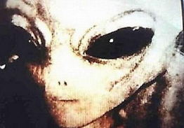 中国9人疑似外星人的传说 中国的外星科技