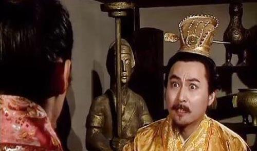 曹冲死后,曹操对许多儿子说:他死了,这是我的不幸,但这是你的 曹冲死后曹操的反应